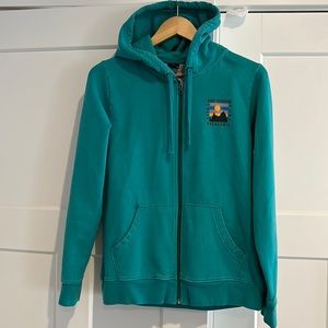 Patagonia hooded zippered hoodie. Size M.